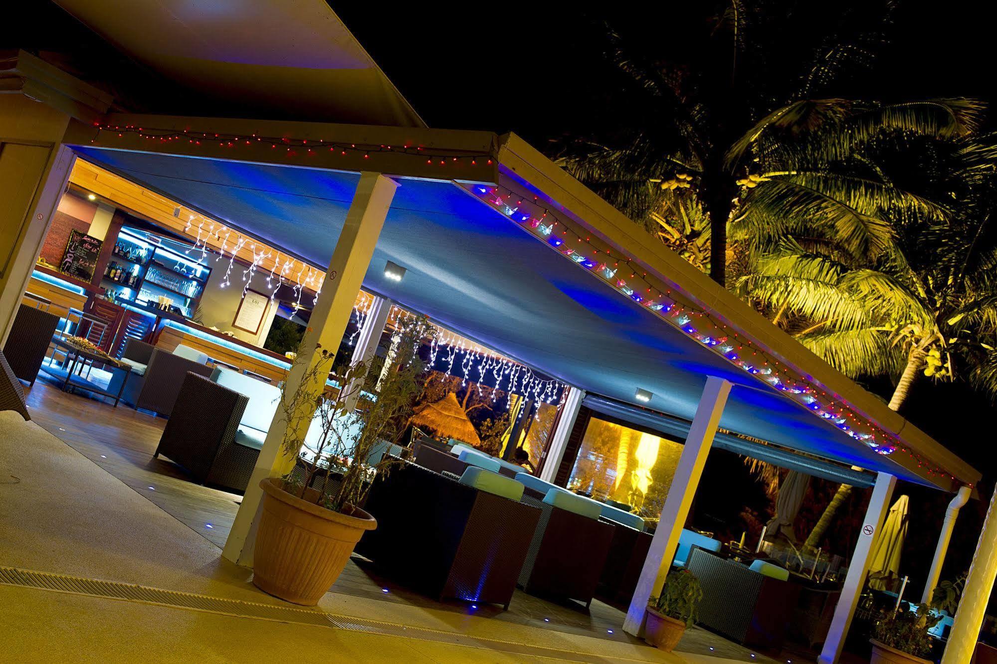 Hotel Malabou Beach Exterior photo